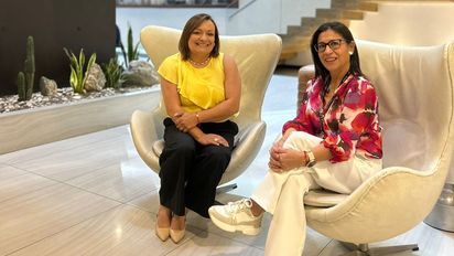 Alejandra Cabezas, gerente general de Xperience Group, y Claudia Apablaza, directora operativa.