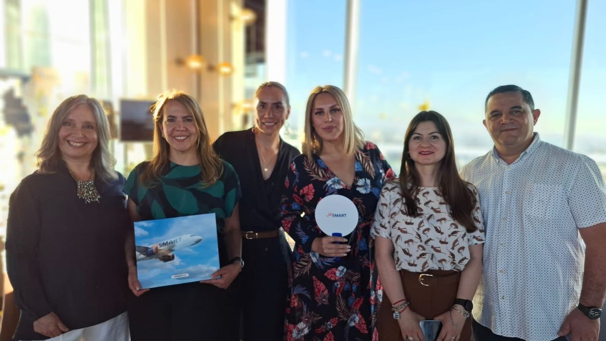 El premio lo entregó Tolmo Viajes junto con representantes de ProColombia, JetSmart, Universal Assistance y Hoteles OXO. El premio lo entregó Tolmo Viajes junto con representantes de ProColombia, JetSmart, Universal Assistance y Hoteles OXO.