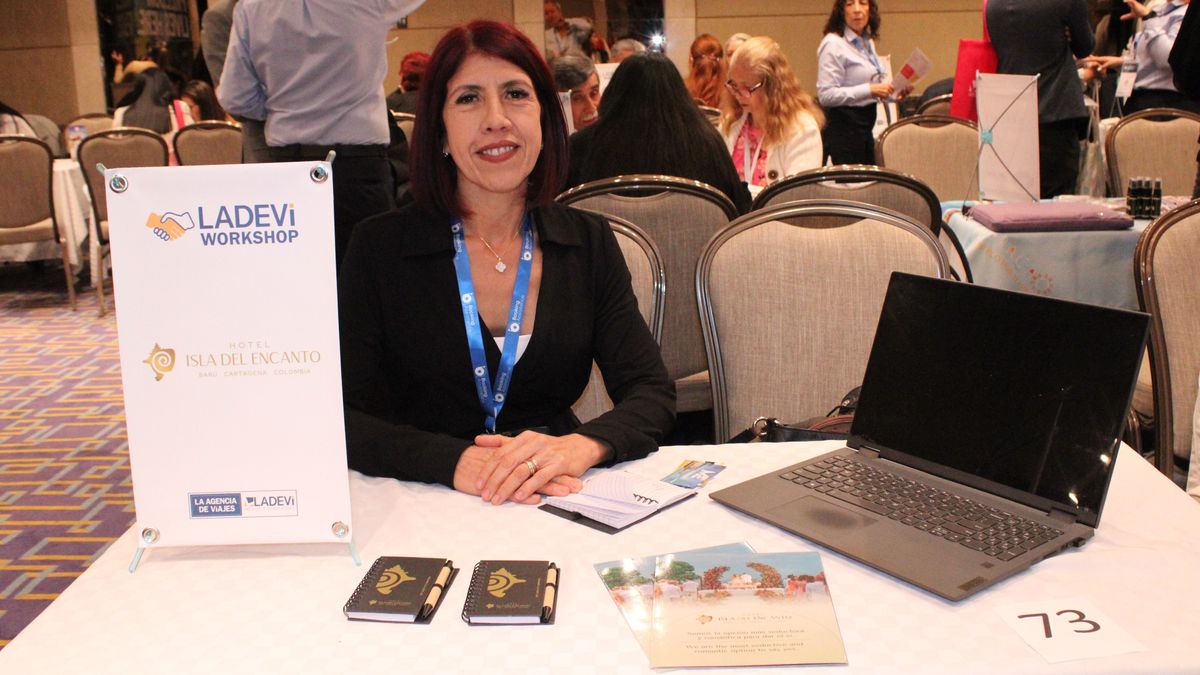 Conny Plazas, representante comercial del Hotel Isla del Encanto para Bogotá, Medellín y el Eje Cafetero