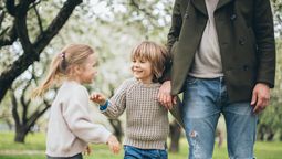 Descubre algunos de los paseos más entretenidos para disfrutar en familia el Día del Niño 2025.&nbsp;