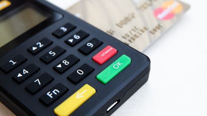 Turistas internacionales: uso de tarjetas bancarias creció 140%