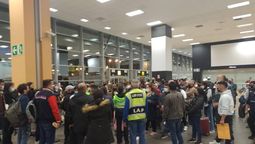 Verdadero caos en Migraciones del Aeropuerto Internacional Jorge Chávez por lo que Apavit denominó barrera burocrática en la expedición de pasaportes.
