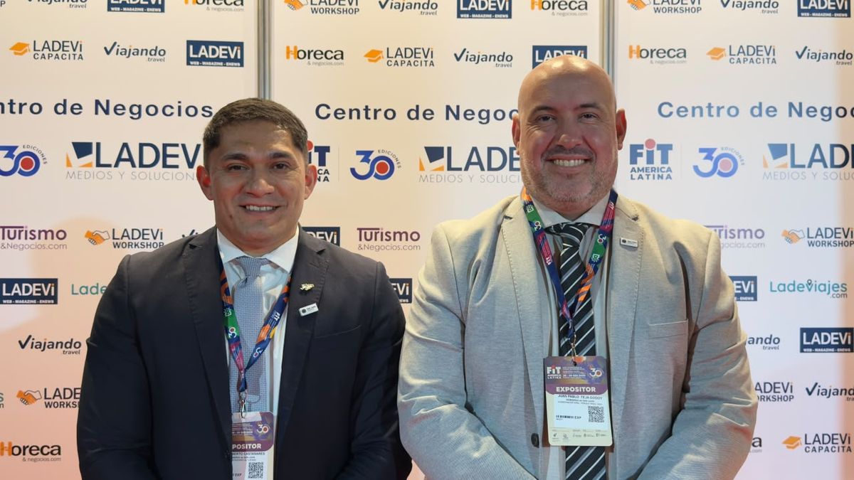 Juan Alberto Castañares, subsecretario de turismo de San Juan y Juan Pablo Teja Godoy, coordinador general de Parque Provincial Ischigualasto.