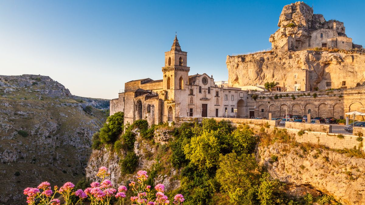 El itinerario de Special Tours incluye Matera, conocida por sus "sassi", las históricas casas excavadas en la roca. El itinerario de Special Tours incluye Matera, conocida por sus "sassi", las históricas casas excavadas en la roca.