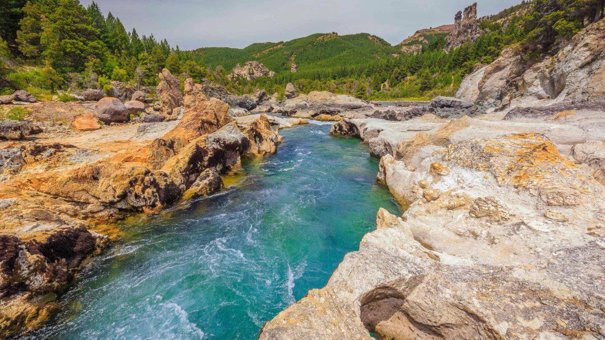 Pozones del Caleufú: una combinación perfecta entre descanso y aventura. 