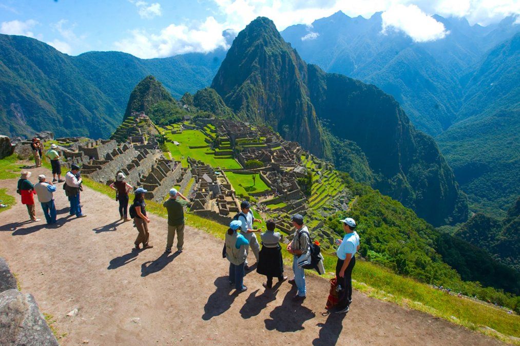 El turismo interno sería el camino para la reactivación. - Ladevi Medios y Soluciones El turismo interno sería el camino para la reactivación.