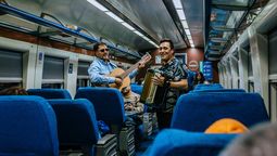 Viajar en tren vuelve a ser protagonista este verano con los Trenes Turísticos de EFE Central, que combinan enoturismo, gastronomía y panoramas desde Santiago.