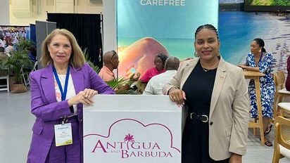 Elsa Petersen (EM Marketing) y Charmaine Spencer, directora de turismo para el Caribe y Latinoamérica de Antigua y Barbuda.