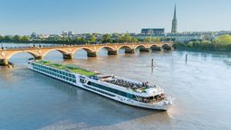 altText(Los imperdibles cruceros fluviales de lujo para recorrer destinos alucinantes de Europa)}