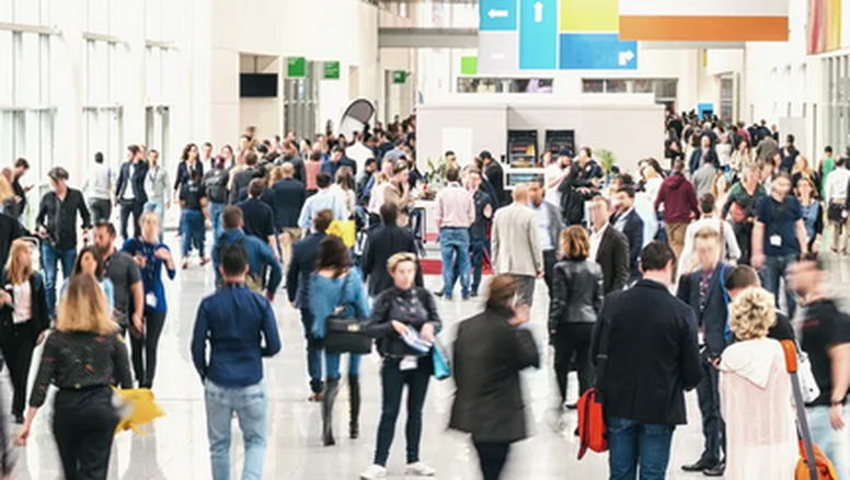 Aunque a un ritmo más lento, la industria de reuniones ha logrado recuperarse. Comir estima que en el segundo trimestre de 2023 el sector MICE llegará a los números de 2019.&nbsp;
