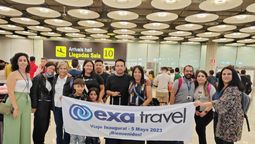 Pasajeros de EXA TRAVEL y Mega Travel en Europa, en el viaje que inauguró los servicios del turoperador receptivo con sede en Madrid, España.
