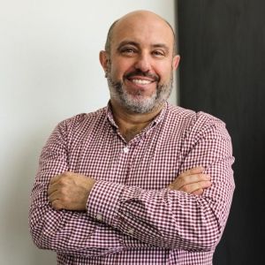 - Ladevi Medios y Soluciones