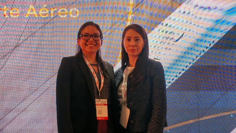 Julia Carranza, Manager Industry Relationship México; y Lorena Ortiz, Assistant Manager, Industry Relationship Central America, Ecuador y Venezuela; en EPTU.