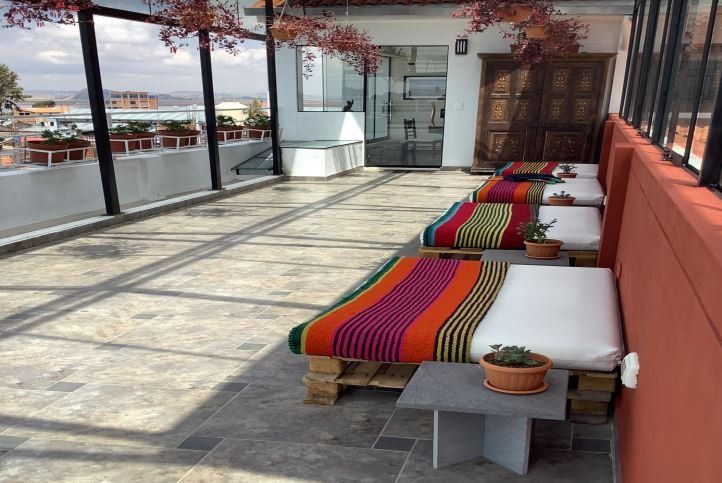 El dueño indicó que Atojja Chucuito Hotel busca brindar servicios personalizados y reactivar el turismo en Puno. - Ladevi Medios y Soluciones El dueño indicó que Atojja Chucuito Hotel busca brindar servicios personalizados y reactivar el turismo en Puno.
