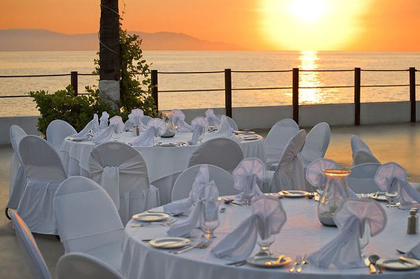 Los atardeceres más bellos se disfrutan desde distintas locaciones del complejo.