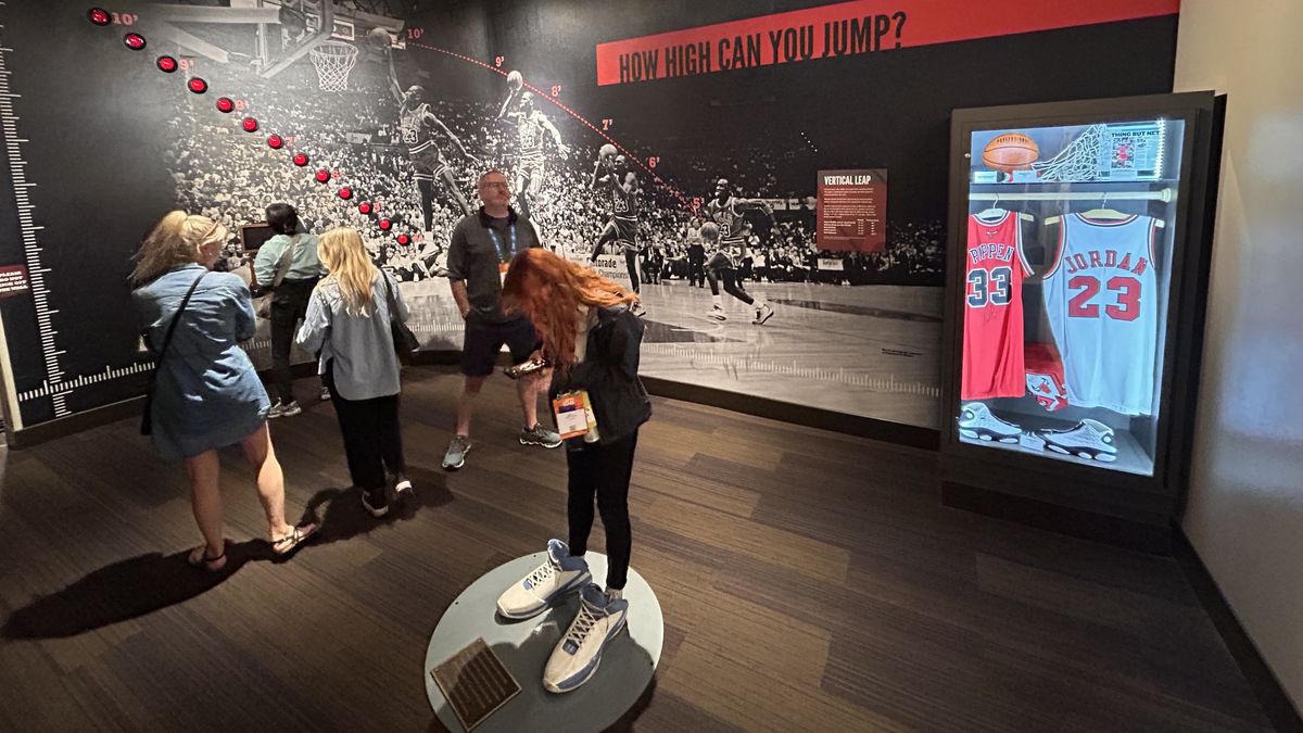 Chicago Sports Museum.