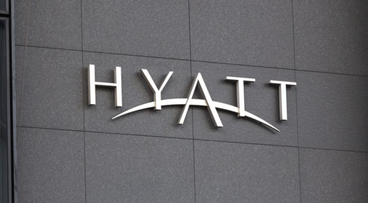 Logo de Hyatt en uno de sus hoteles.