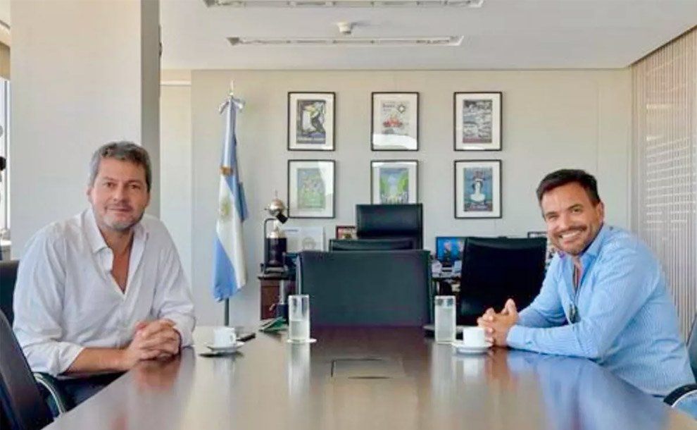 El funcionario jujeño hizo hincapié en que se le planteó a Lammens “la necesidad de aumentar las frecuencias aéreas hacia y desde Jujuy a diferentes destinos turísticos.