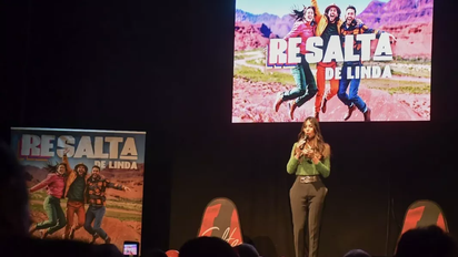 Nadia Loza durante la presentación de las actividades de invierno en Salta.