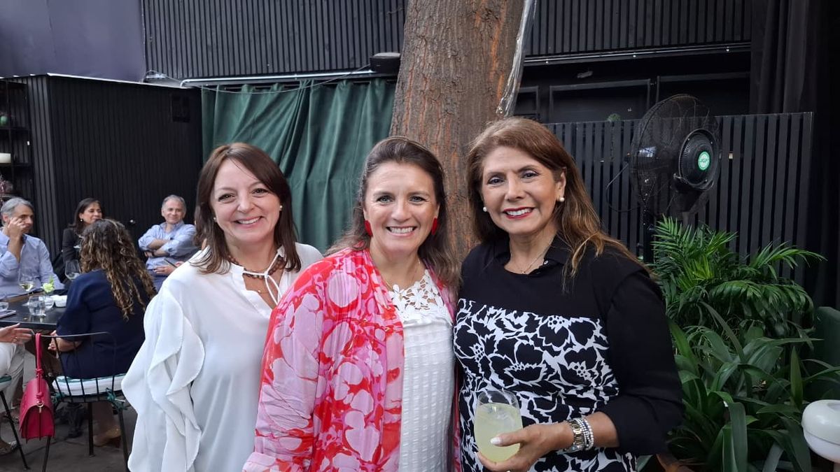 Andrea Muñoz (PromPerú); Marianela Palma; María Teresa Villena (PromPerú).