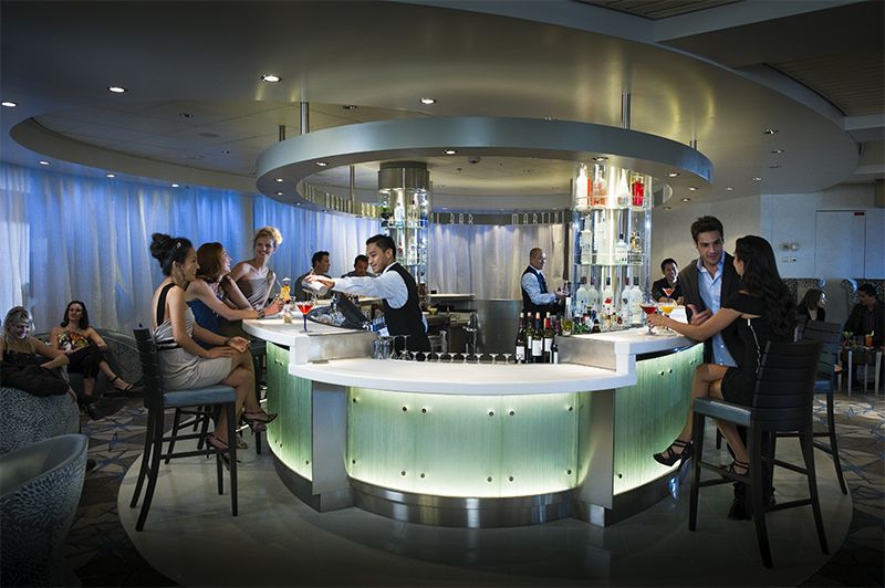 El Martini Bar se destaca por su barra de hielo.