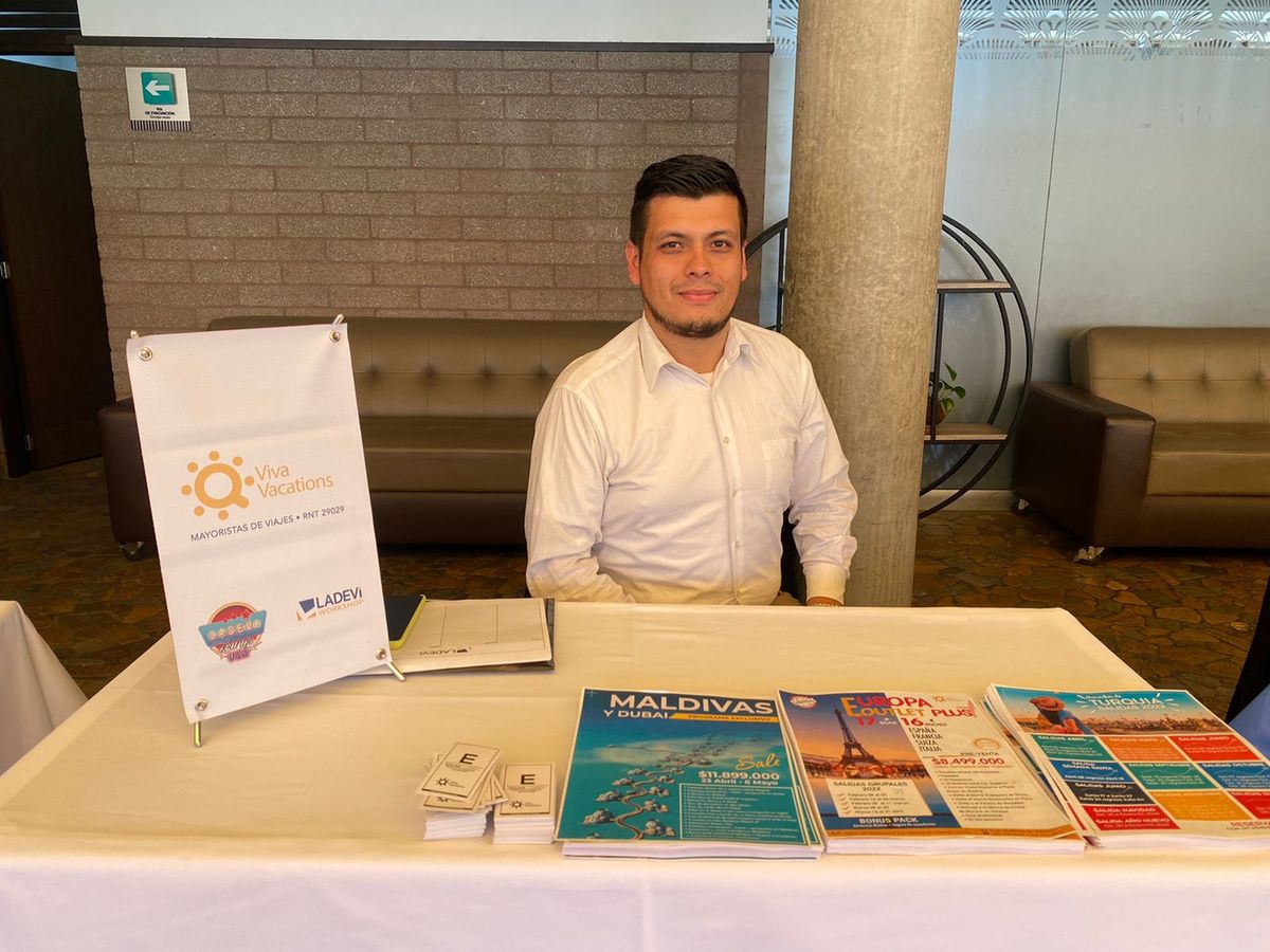 Viva Vacations participo del Workshop de Ladevi en Medellín.