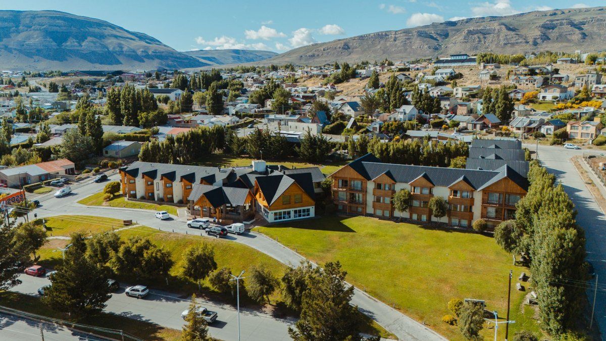 Tremun Hoteles:&nbsp;Mirador del Lago Hotel cuenta con espacios para reunionesy servicios especialmente orientados al viajero corporativo.