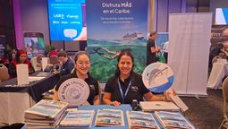 Paola Yanay y Milagros Olivos, de MP Global Cruises.