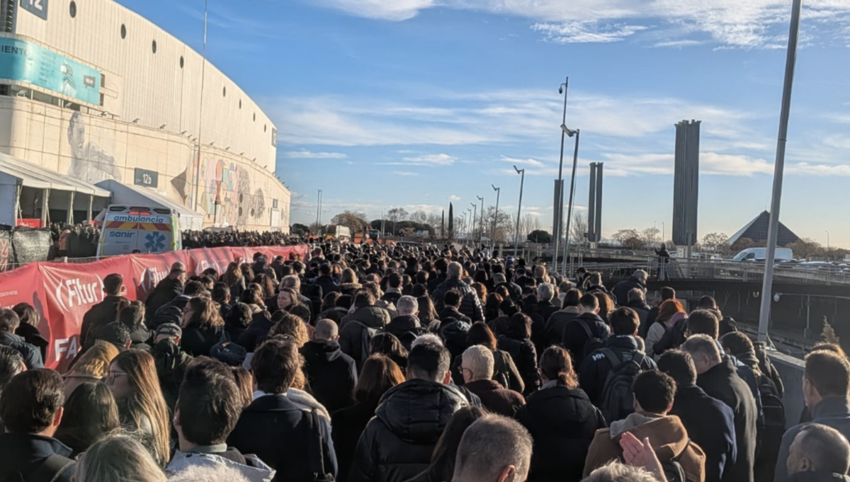 Colas en el exterior de Fitur en su edición de 2026. Colas en el exterior de Fitur en su edición de 2026.