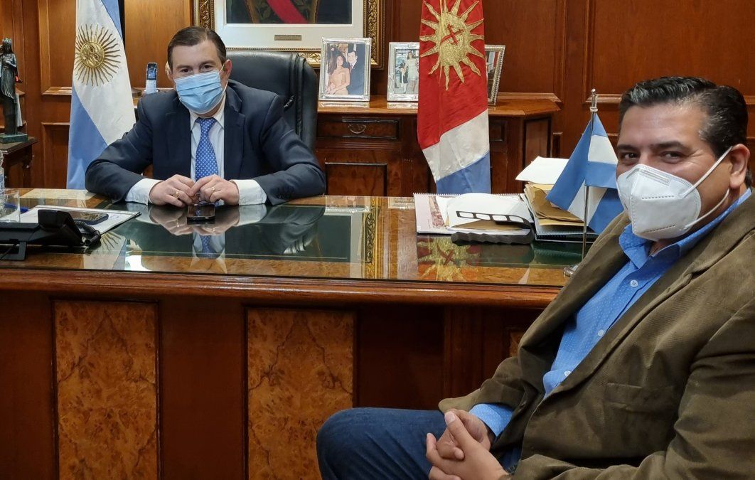 El gobernador de Santiago del Estero, Gerardo Zamora, junto a Ricardo Sosa.