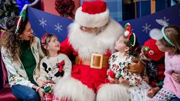 Walt Disney World Resort celebra la navidad con experiencias únicas que combinan música, tradición y entretenimiento en cada rincón de EPCOT.