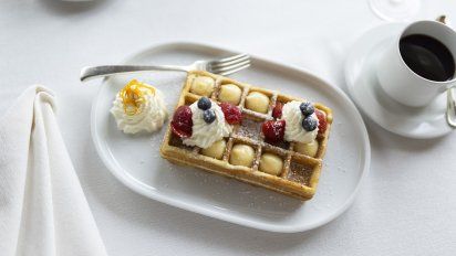 Crêperie es el nuevoespacio culinario de Oceania Cruises, que debutará en Allura, el barco que se lanzará en julio de2025.