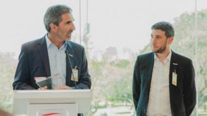 Gonzalo Pérez Corral y Darío Ratinoff, directivo de JetSmart, en ocasión de recibir el premio de LIDE.