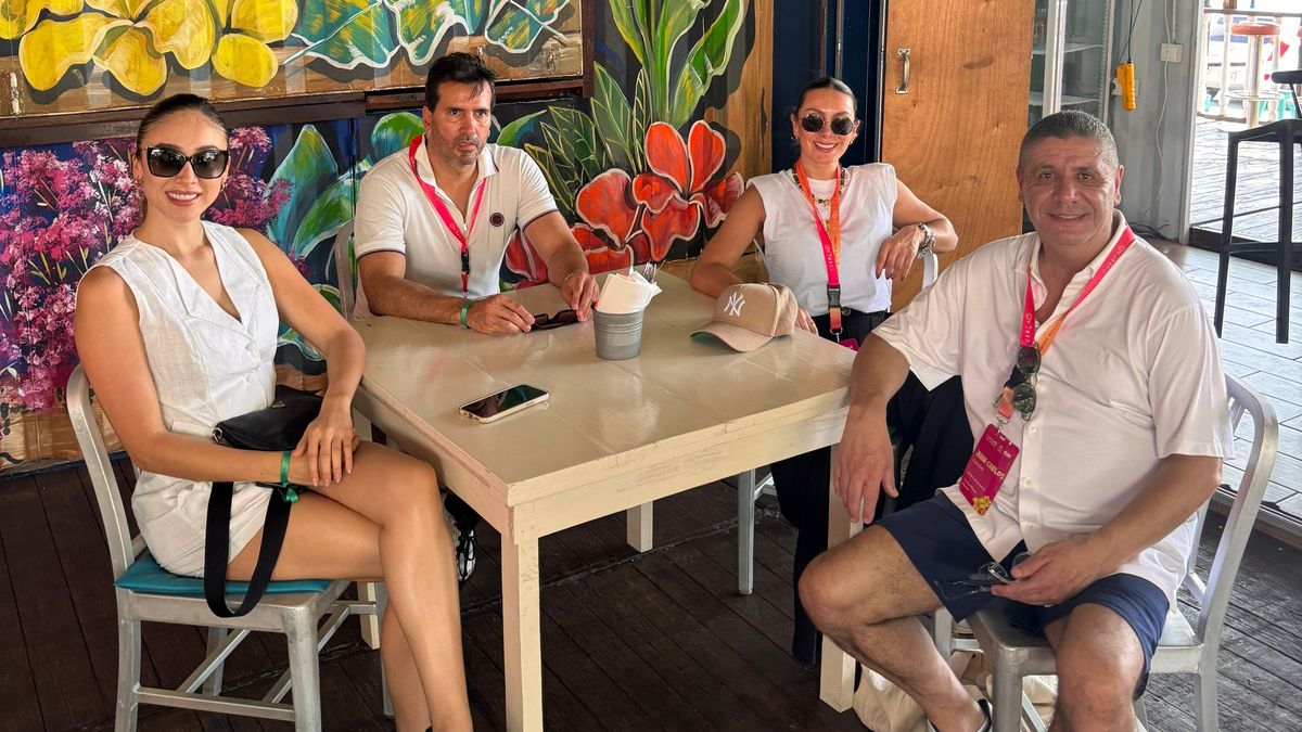 Caminata por Ser'i Otrobanda, un lugar que ofrece increíbles muestras de arte callejero de algunos de los artistas locales más populares de Curazao. 