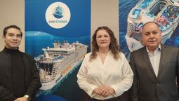Luis Manuel Calderón, ejecutivo de cuenta de Inter Cruises;&nbsp;Adriana Holguín, account manager de Royal Caribbean; y Humberto Avelar, gerente general de Inter Cruises.