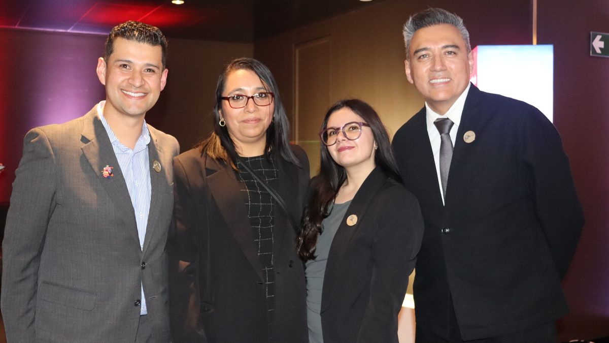 Jonathan Baquero, especialista en Turismo e Imagen de PromPerú, Rubí Padilla, especialista en Comercio e Inversiones de PromPerú, Marcela Buitrago, asistente administrativa de PromPerú y Julio Polanco, consejero económico comercial de PromPerú en Colombia.