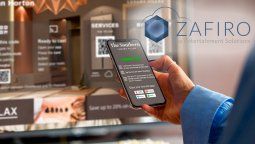 Zafiro Cloud es un equipamiento tecnológico modular y escalable, que se adapta a las nuevas necesidades deentretenimiento y conexión en un hotel. 