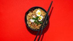El ramen se ha convertido en uno de los platos más populares en Bogotá, con propuestas para todos los gustos y estilos.