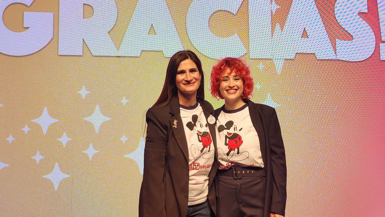 Julieta De Grazia y Fiona Mastronicola, anfitrionas del evento especial de Disney Destinations para sus agentes de sueños.