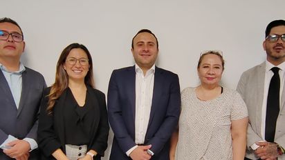 Daniel Bautista, ejecutivo de ventas de Avianca México; Andrea Daza, asesora de turismo de Procolombia en México; Nicolás Ortiz, subgerente de Allá Reps; Mónica Alemán, gerente comercial de Juliá Tours; Juan Carlos León, ejecutivo comercial Juliá Tours &nbsp;