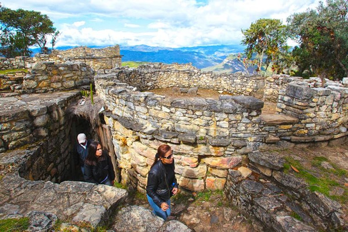 El Ministerio de Cultura informó que se han intensificado los trabajos que se realizan en el complejo arqueológico de Kuélap. - Ladevi Medios y Soluciones El Ministerio de Cultura informó que se han intensificado los trabajos que se realizan en el complejo arqueológico de Kuélap.
