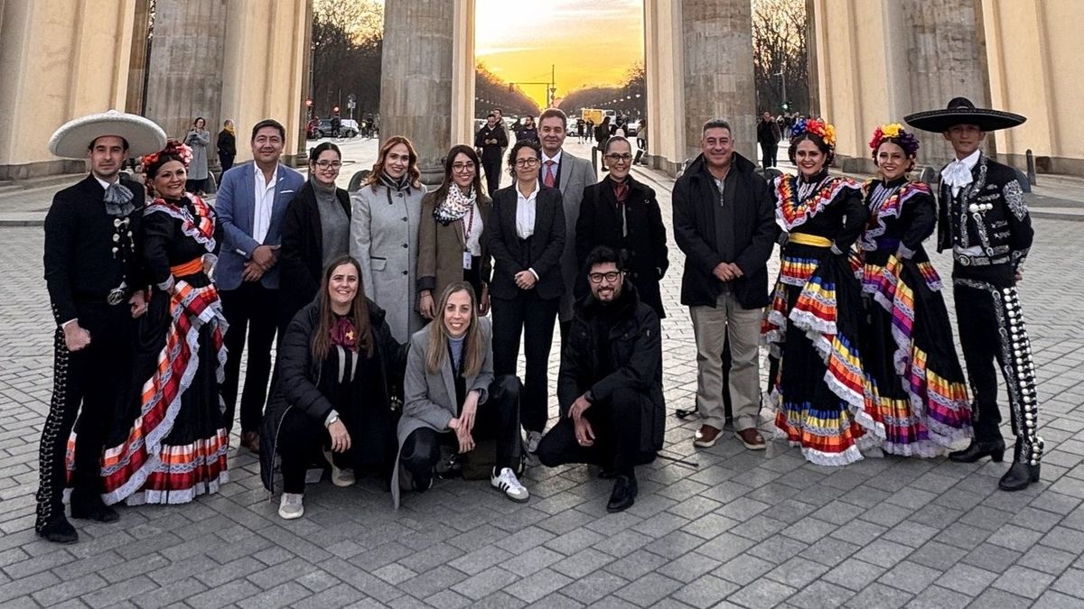 La delegación de Jalisco en ITB 2025 encabezada por Michele Fridman.