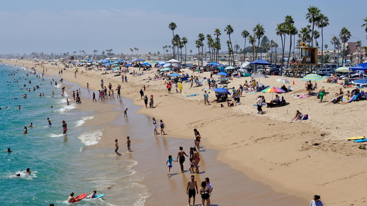 Conoce cuáles son las temporadas altas en México para viajes nacionales e internacionales.