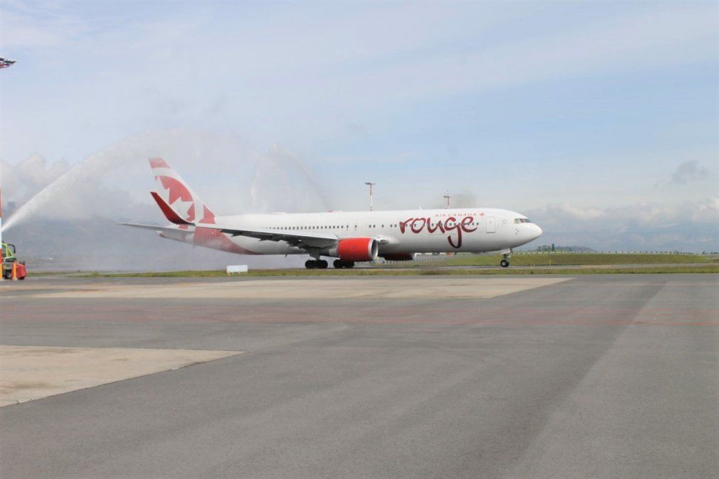 Aeronave de Air Canada en el aeropuerto de Quito (archivo)