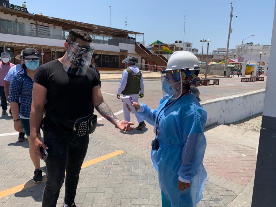 La viceministra de Turismo señaló que Paracas y las Islas Ballestas se encuentran en un lugar privilegiado y se encuentran listas para recibir turistas.