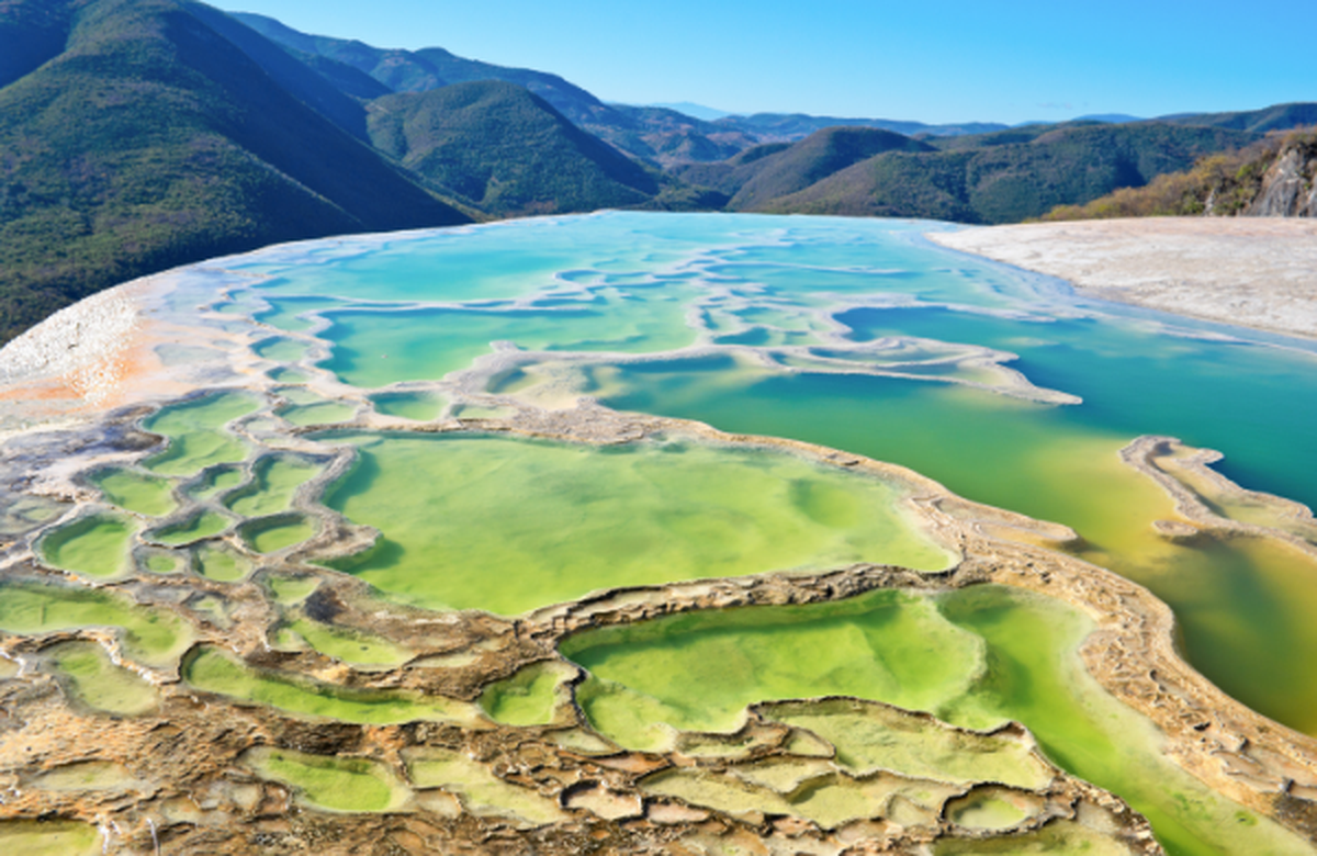 Deslúmbrate con las vista&nbsp; en Hierve el Agua.