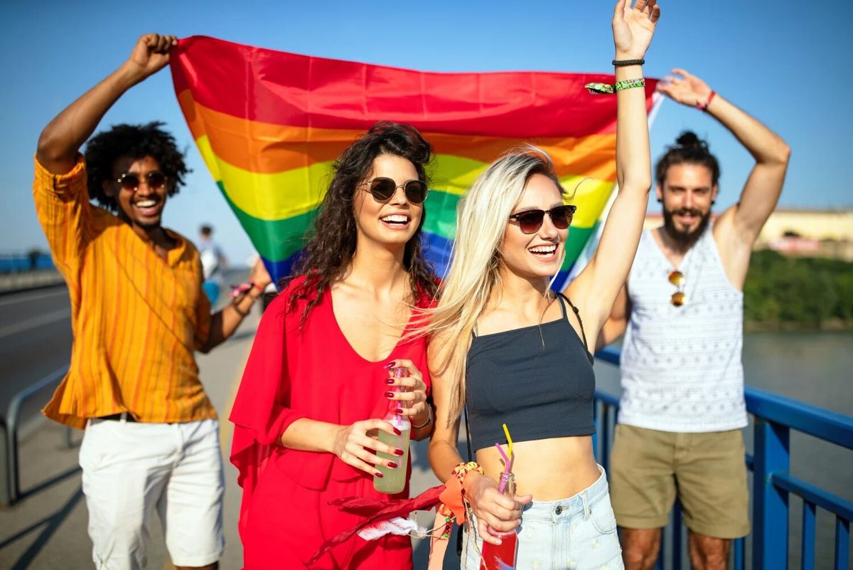 El turismo LGBTQ+ es un segmento poco explotado en Ecuador. - Ladevi Medios y Soluciones El turismo LGBTQ+ es un segmento poco explotado en Ecuador.