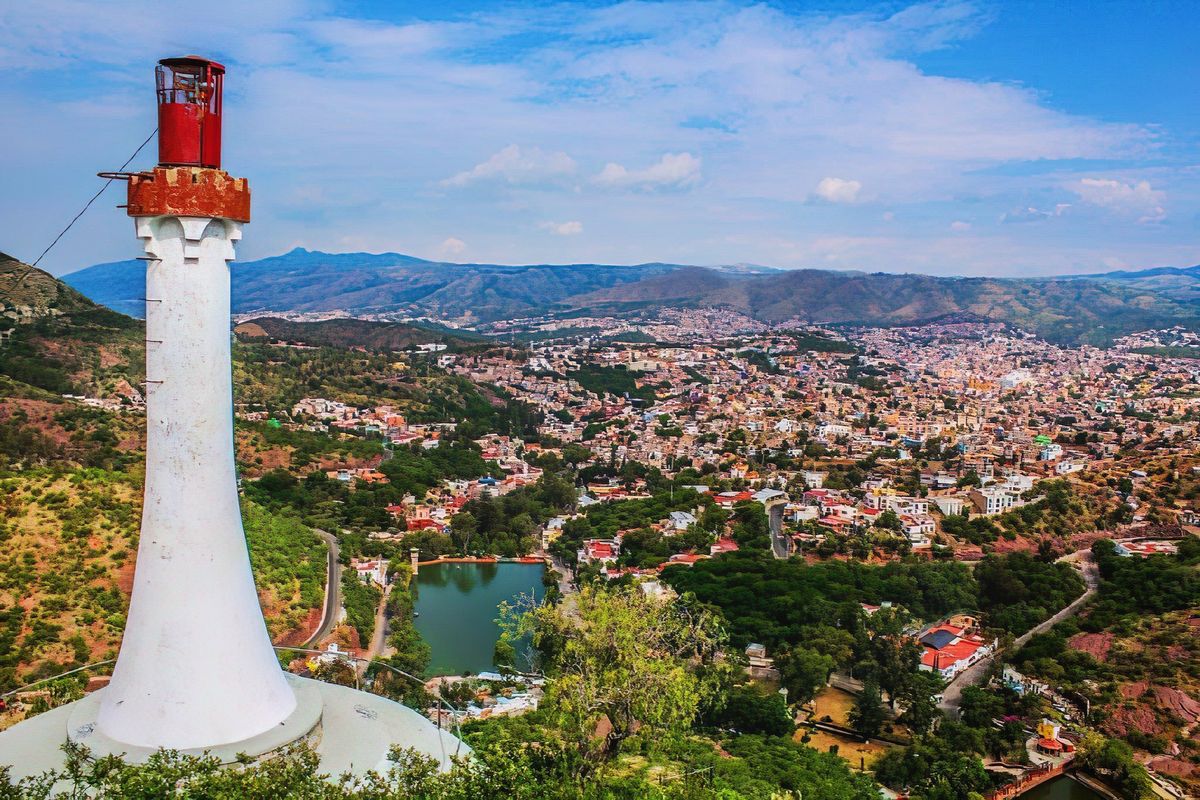 Descubre que esta la leyenda detrás del faro de Guanajuato.