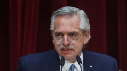 Alberto Fernández: 
