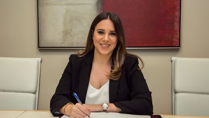 Michelle A. Abeckjerr es una abogada que ha dejado una huella indeleble en el corazón de la comunidad argentina inmigrante en Estados Unidos.